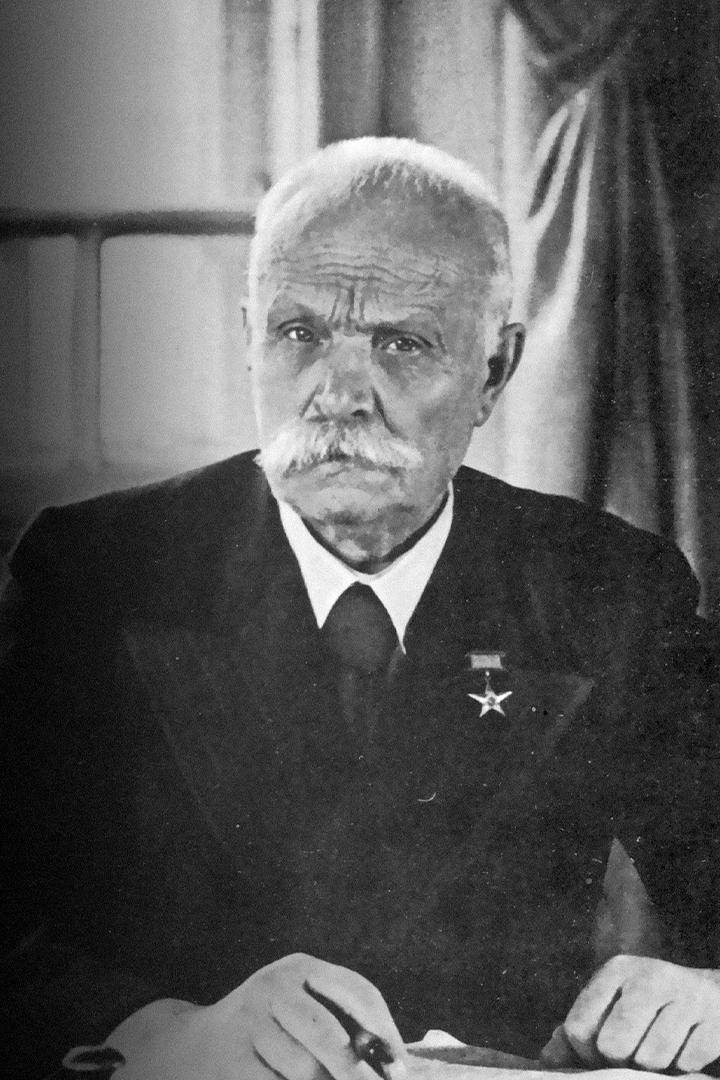 Евгений Патон. Путь к мечте (evgenij-paton-put-k-mechte) Документальный фильм