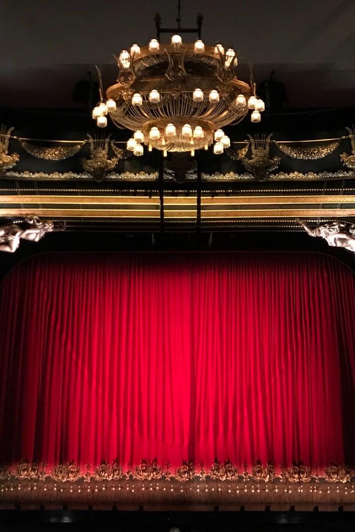 Семь девушек (sem-devushek) Спектакль