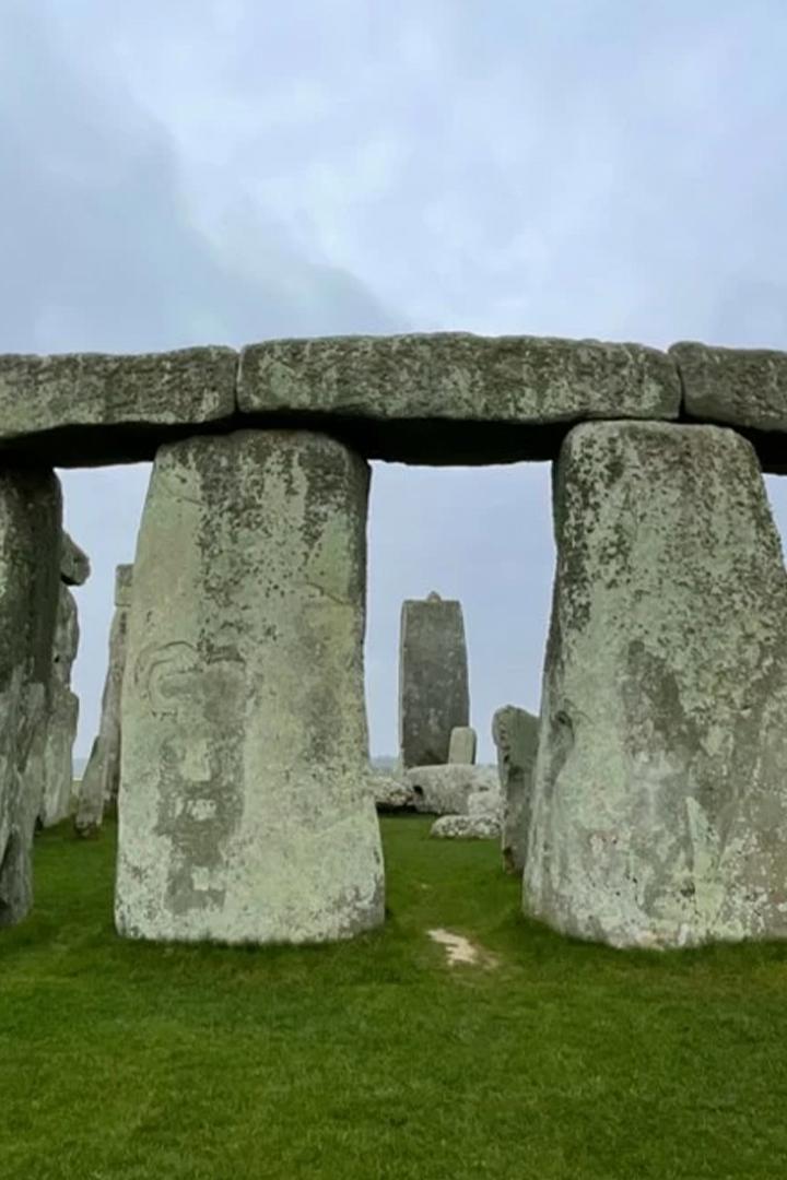 Стоунхендж. Тайны и открытия (stounhendzh-tajny-i-otkrytija) Познавательное