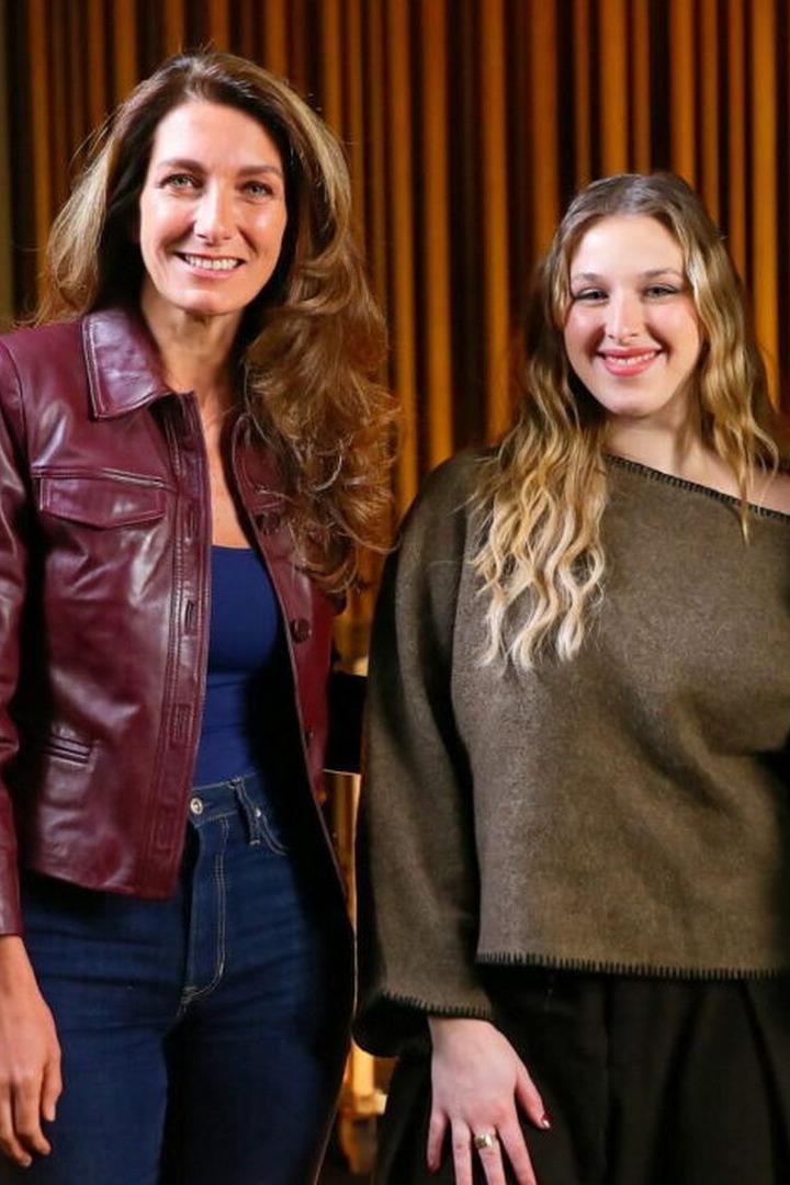 Les Restos du coeur : en campagne contre l'isolement (les-restos-du-coeur-en-campagne-contre-lisolement) Документальный фильм