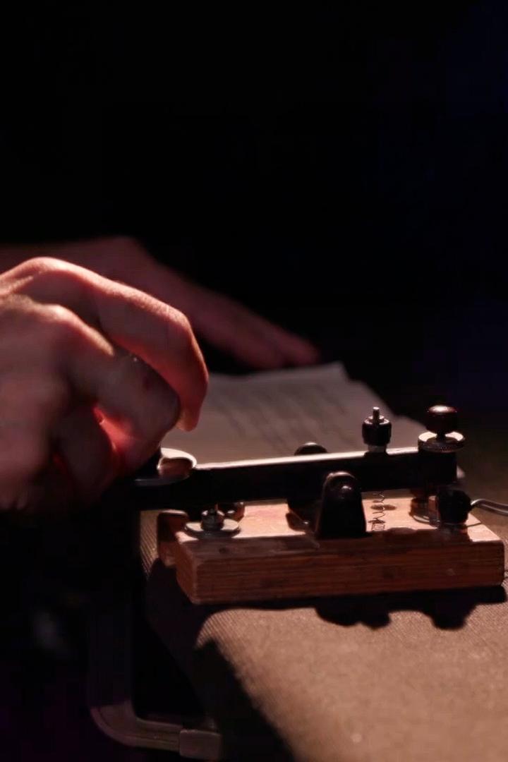 Азбука Морзе. Связь Победы (azbuka-morze-svjaz-pobedy) Документальный фильм