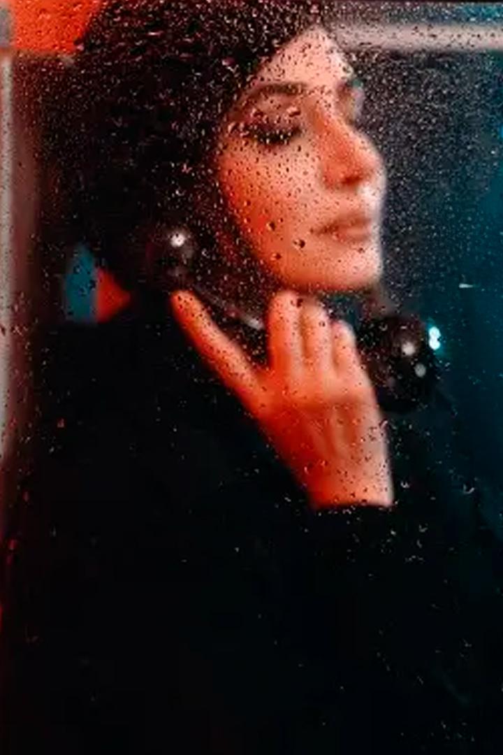 Зара. Ждала твоего звонка (zara-zhdala-tvoego-zvonka) Музыка