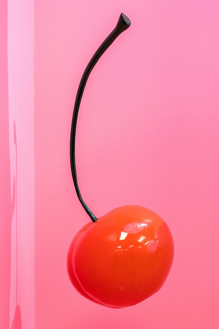 Handle Huge MILF Juggs (handle-huge-milf-juggs) Для взрослых