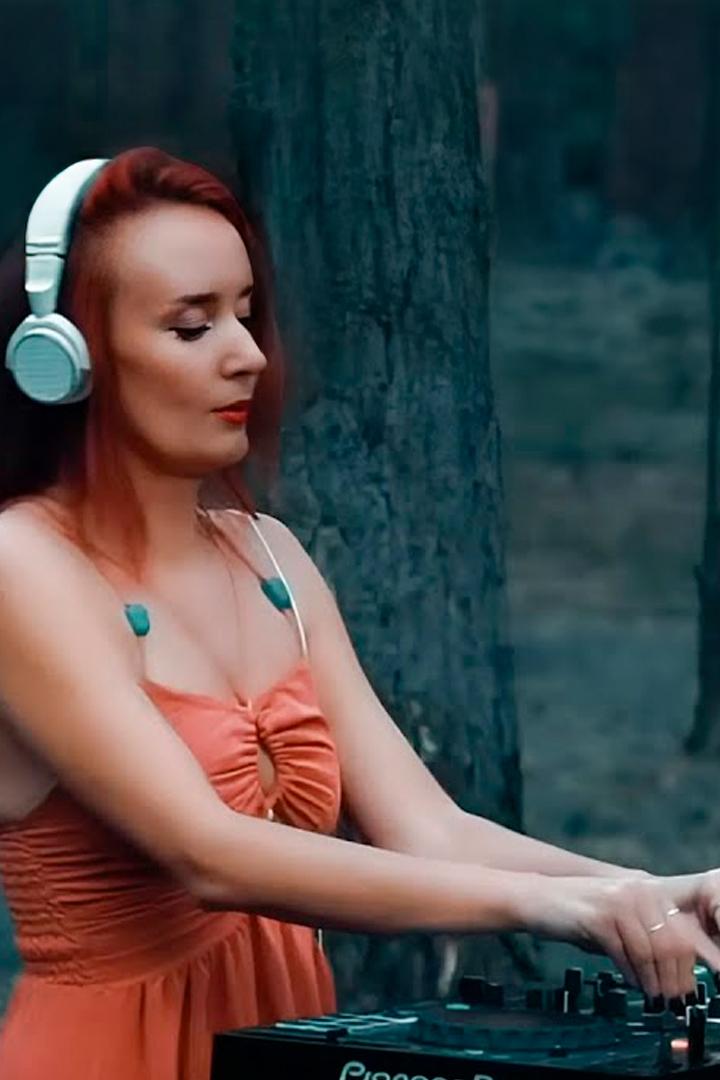 Volkova. Live Melodic House & Progressive House DJ Mix. National Park Tervete (volkova-live-melodic-house-progressive-house-dj-mix-national-park-tervete) Музыка