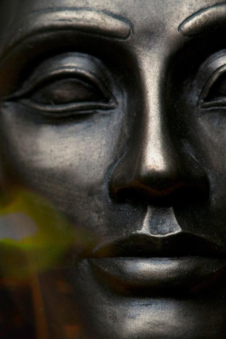 Cleopatra: Sex, Lies, and Secrets (cleopatra-sex-lies-and-secrets) Документальный сериал