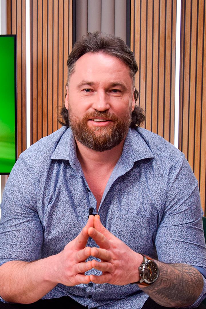 Burku studijā! (burku-studij) Реалити-шоу