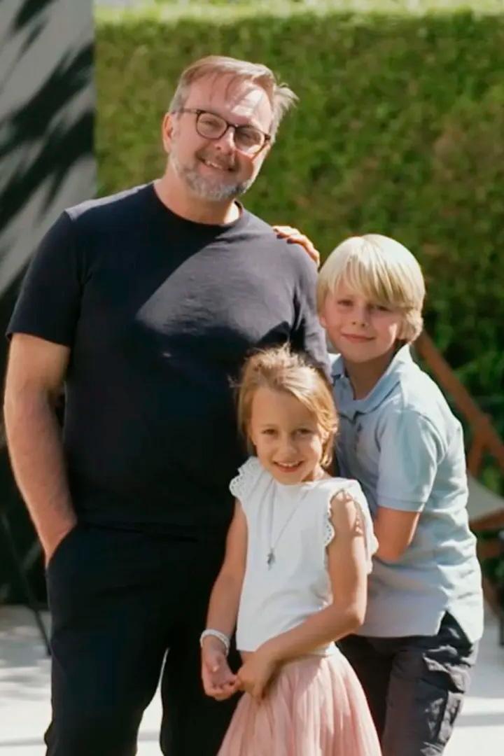 A la maison, papa sait tout faire (a-la-maison-papa-sait-tout-faire) Документальный фильм