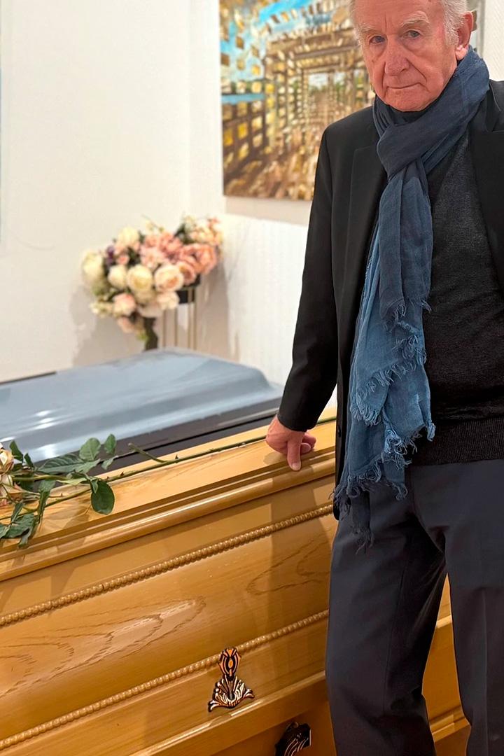 Les obsèques des défunts sans famille (les-obsques-des-dfunts-sans-famille) Документальный фильм