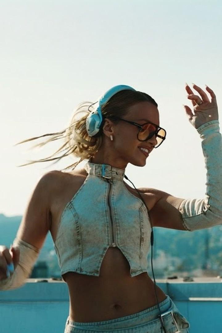 Annie Sollange. Afro house sunset mix Live @ Hollywood (annie-sollange-afro-house-sunset-mix-live-hollywood) Музыка