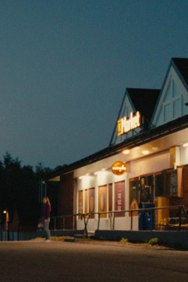 Yksin (yksin) Фильм 2023