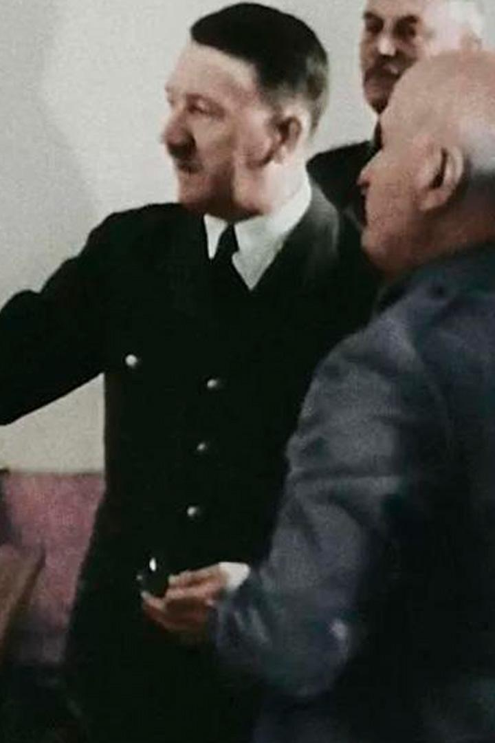 Апокалипсис: Гитлер атакует на востоке (apokalipsis-gitler-atakuet-na-vostoke) Документальный фильм