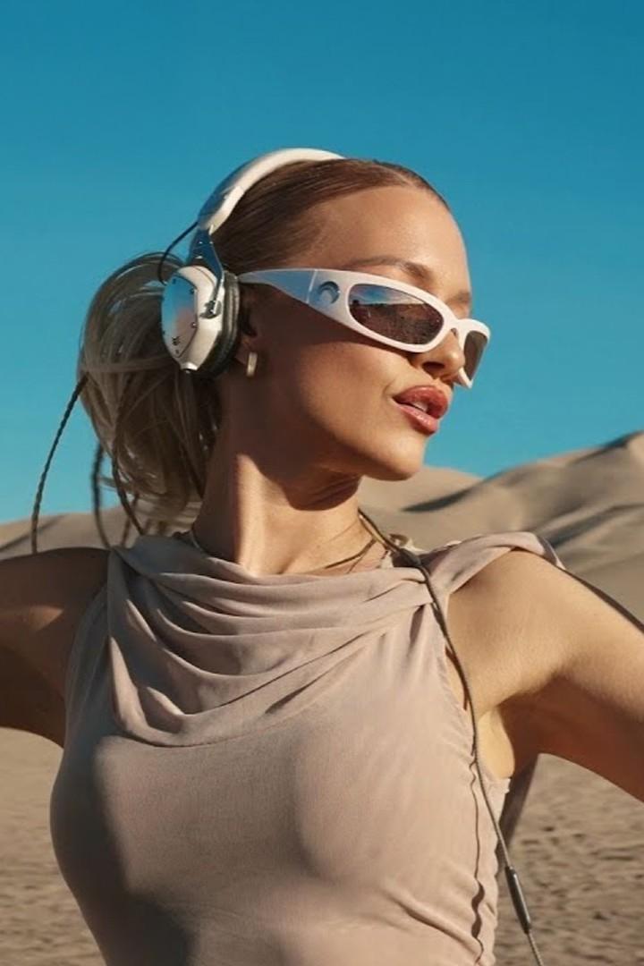 Annie Sollange. Live @ Dumont Dunes, California Melodic Techno & Afro House Dj (annie-sollange-live-dumont-dunes-california-melodic-techno-afro-house-dj) Музыка