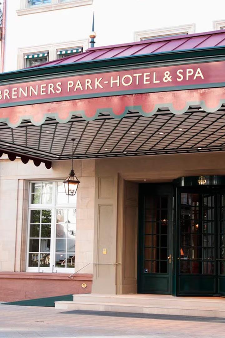 Fünf Sterne Baustelle Alles auf Anfang im Luxushotel Brenners (fnf-sterne-baustelle-alles-auf-anfang-im-luxushotel-brenners) Документальный фильм