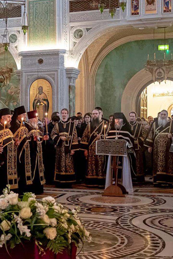 Вечерня с выносом Плащаницы (vechernja-s-vynosom-plaschanitsy) Досуг, хобби