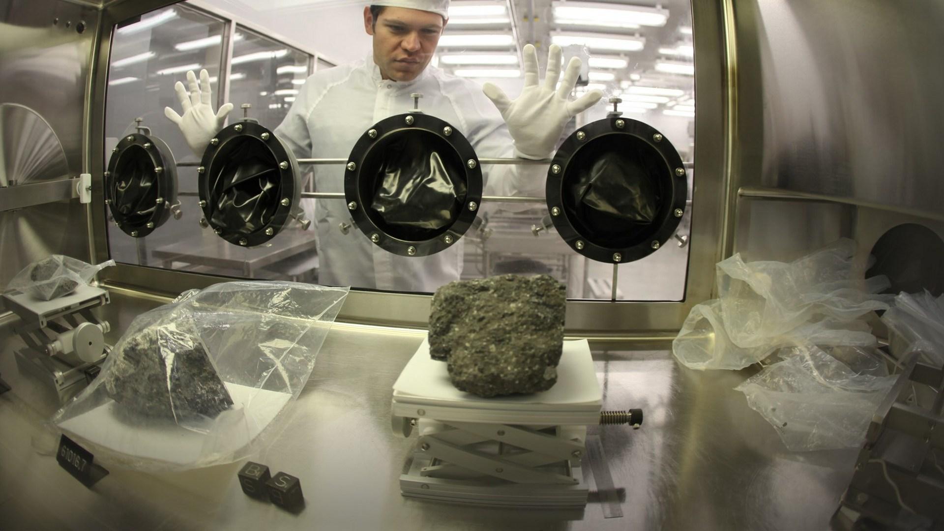 Похищение лунного камня (pohischenie-lunnogo-kamnja) Документальный фильм